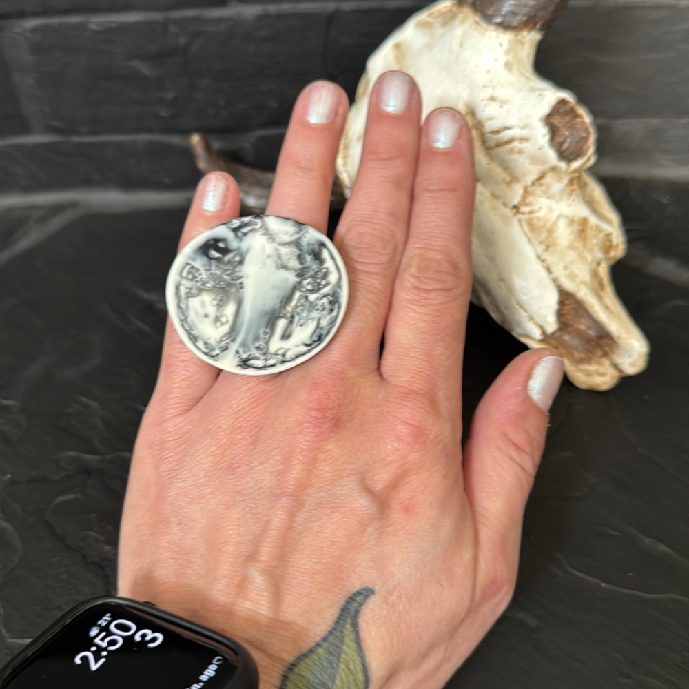 Dinosaur Designs Black and White Resin Round Ring - Picture 4 of 4